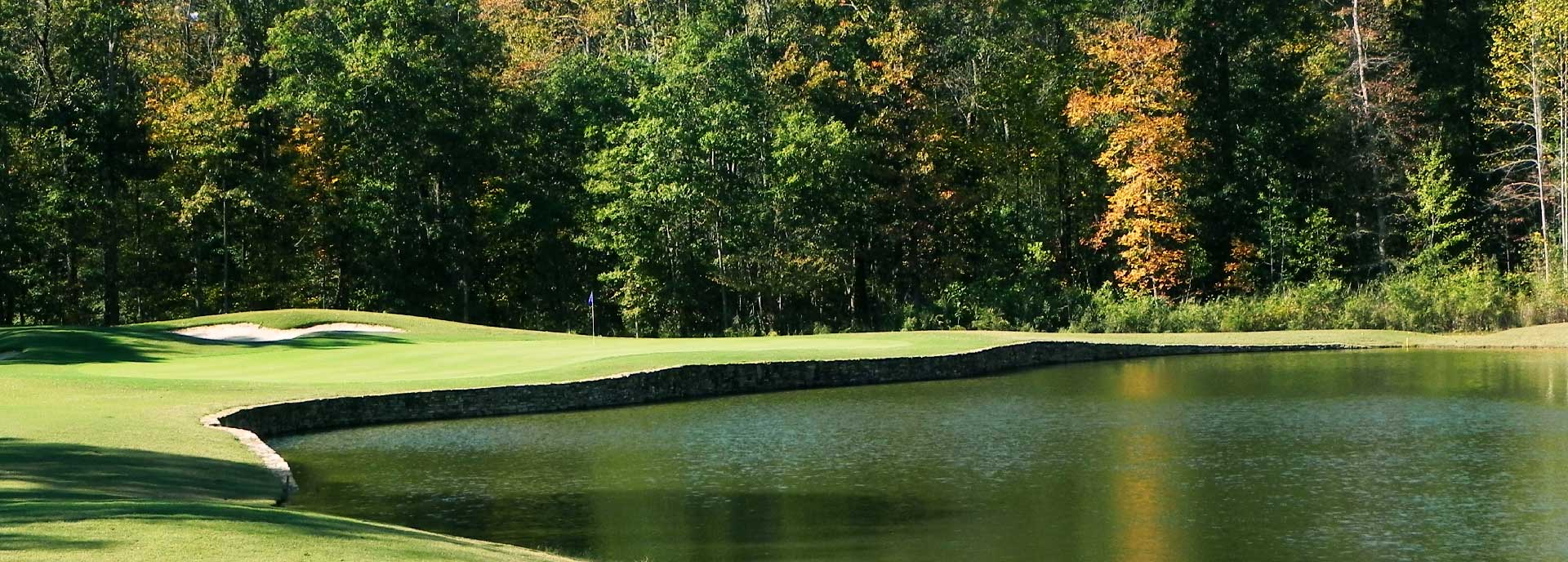pond on golf course